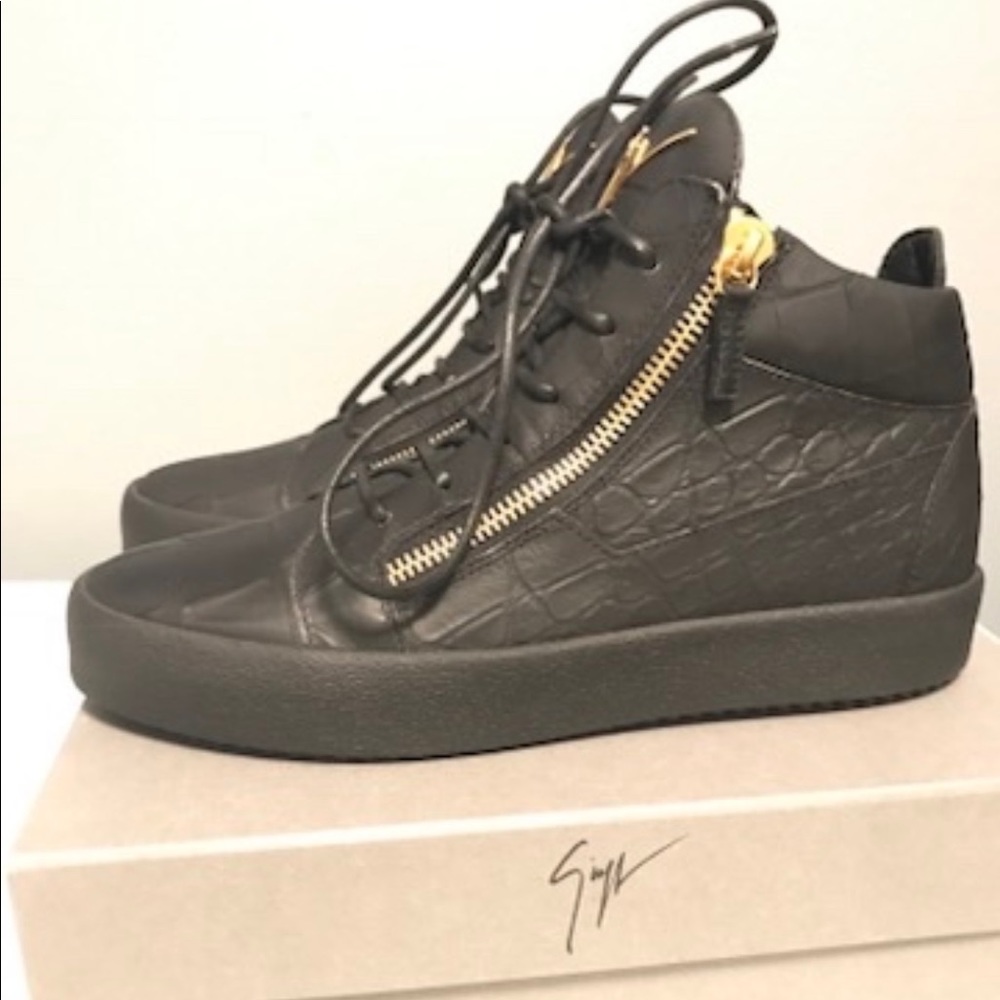Giuseppe zanotti size 8.5